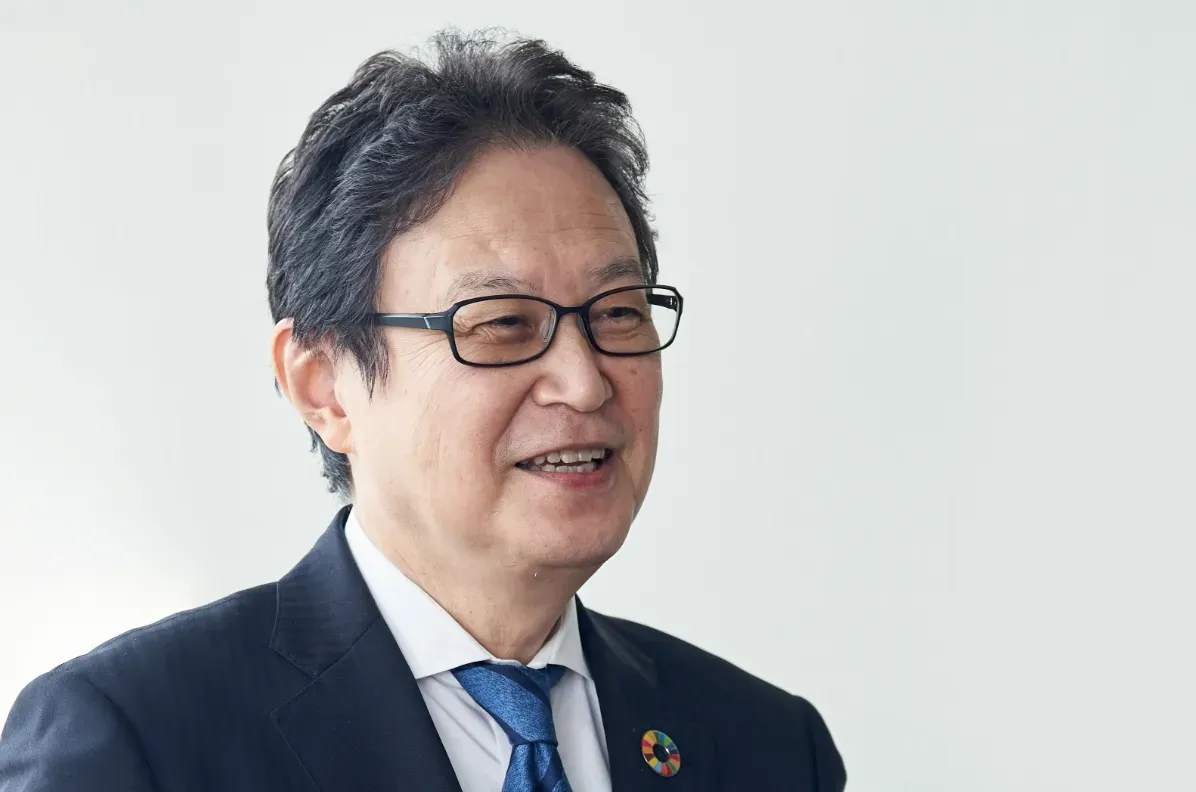 石田代表取締役社長のインタビューの様子
